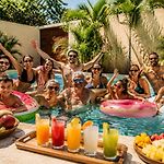 Villa 240M2 - 16 Persons - 6 Rooms - 2 Swimming Pool - 3 Jacuzzis