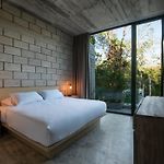 Hum Living Luxury Villas
