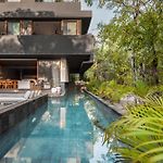 Luxury Jungle Villa With Private Pool & Jacuzzi