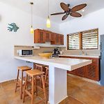 Beachfront Home With Private Pool Beach Access Balcony With Ocean Views Patio - Villa Belleza