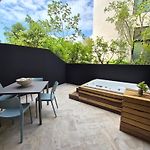 Private Jacuzzi In Tulum Hotel Zone - Sea View Rooftop Pools & Beach