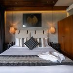 Nomad Humans Residences