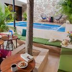 Latino Hotel Boutique