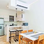 Stylish Sexy 1 Bd W/ Private Pool & Rooftop Pool