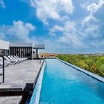 Stylish Sexy 1 Bd W/ Private Pool & Rooftop Pool
