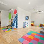 Lux 1Br With Rooftop Pool, Spa, Gym, Kids Playroom