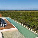 Divine 2Br With Beach Access Gym Fast Wifi