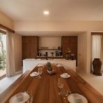 Luxury Villa Rooftop Pool 4Br Security