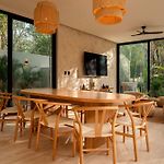 Villa Lumila Rooftop Sunset & Jungle Views