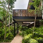 Luxury Tropical Ph Private Pool