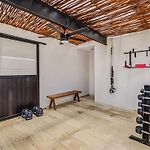 Serene 3Br Penthouse W Private Pool | Roof | Gym