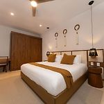 Exclusive Tulum Experience At La Veleta Oriana