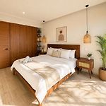 Luxury Villa, Private Pool, Free Beach Shuttle