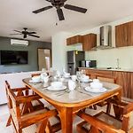 Tulum 2Br Retreat Rooftop Pool Gym Movie Theatre
