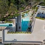 Casa W - Resort Style 8 Bedroom Villa With 2 Pools