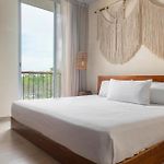Aruna Suites