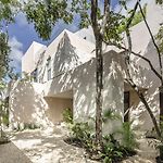 Kiki Tulum