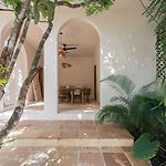 Anat Tantric Boutique Hotel