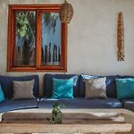 Beautiful House On Beach Zone Tulum