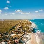 Banana 2* Tulum