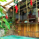Mama\'S Home