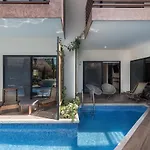 Crlstalida Swim Up & Free Bikes By Casa Paraiso *