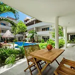 Poolside Bliss With Private Terrace And Jacuzzi