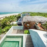 Luxury Beachfront In Sian Kaan Сasa de vacaciones