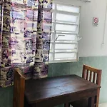 Inn 77 *