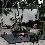 In La Veleta For 16 Guests Tulum