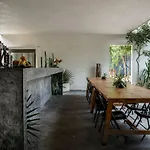 In La Veleta For 16 Guests
