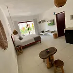 Niik Tulum