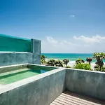 Luxury Beachfront In Sian Kaan *