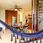 Jungle Luxury In Private Residential Area & Stunning Rooftop By Stella Apartamento
