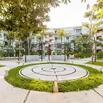 Your Place In Town With Pool, Coworking And Gym Located At Central Park Lagunas