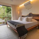 Macondo Apartahotel Tulum