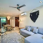Apartamento Odyssey - Private Plunge Pool & Club Access *