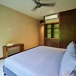 Apartamento Odyssey - Private Plunge Pool & Club Access