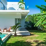 Villa Calma, Chic & Mexican Villa, A True Oasis Pool, Security