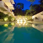 Livetulum Apartahotel Tulum
