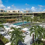 Mistiq Apartahotel Tulum
