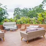 Mayas Villa