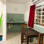 Inn 77 *