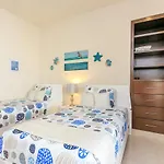 Apartment Perfectly Situated Between The Beach & Town By Stella Tulum