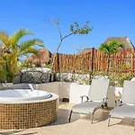 Apartment Perfectly Situated Between The Beach & Town By Stella Tulum