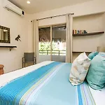 Apartment Perfectly Situated Between The Beach & Town By Stella Tulum