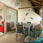 Apartment Perfectly Situated Between The Beach & Town By Stella Tulum