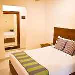 Hiphipstay - The Pablo Escobar Villa