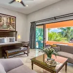 Mansion In Soliman Bay For 34 Guests!