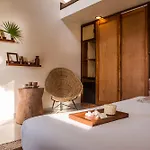 Mezzanine By La Zebra, An Slh (adults Only) Hotel 4*